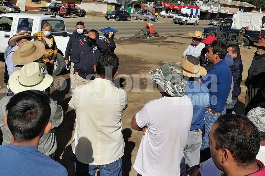 Recorren comunidades y monte para encontrar a joven desaparecida en Acaxochitlán