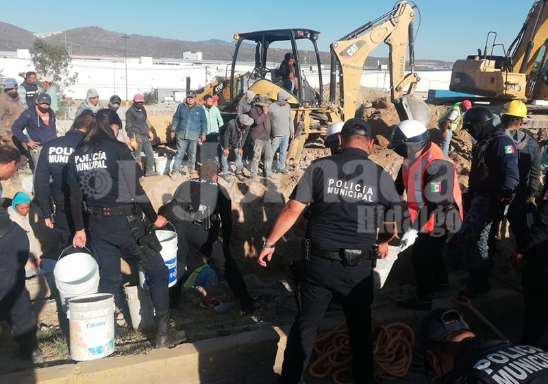 Derrumbe de obra en Pachuca deja tres muertos y una persona herida