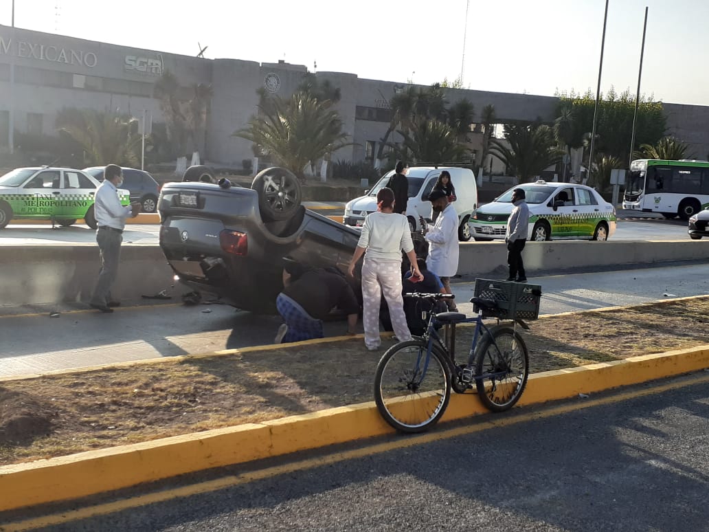 Volcadura en el Felipe Ángeles