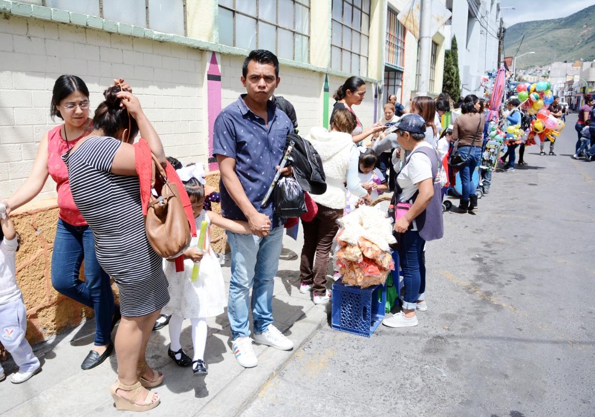 Niñas concentran rezago en educación básica estatal