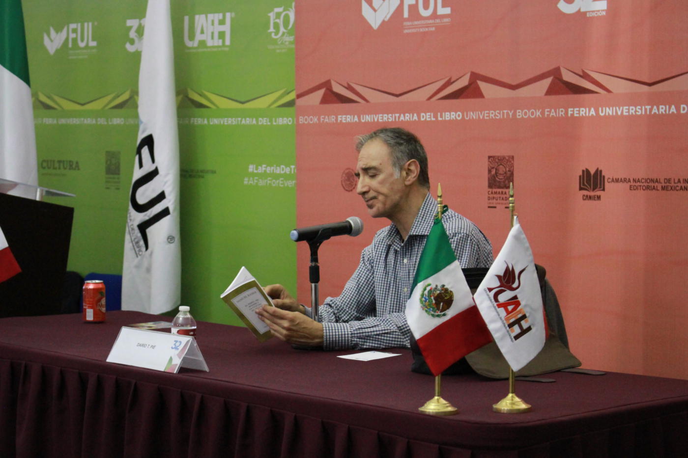 Convocatoria abierta para la Feria Universitaria del Libro 2021