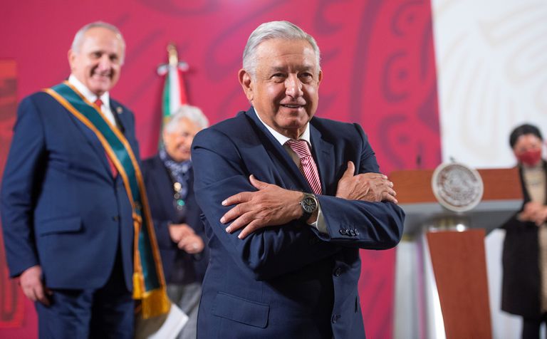 AMLO está fuerte, bien y al pendiente de los asuntos del país: Sánchez Cordero