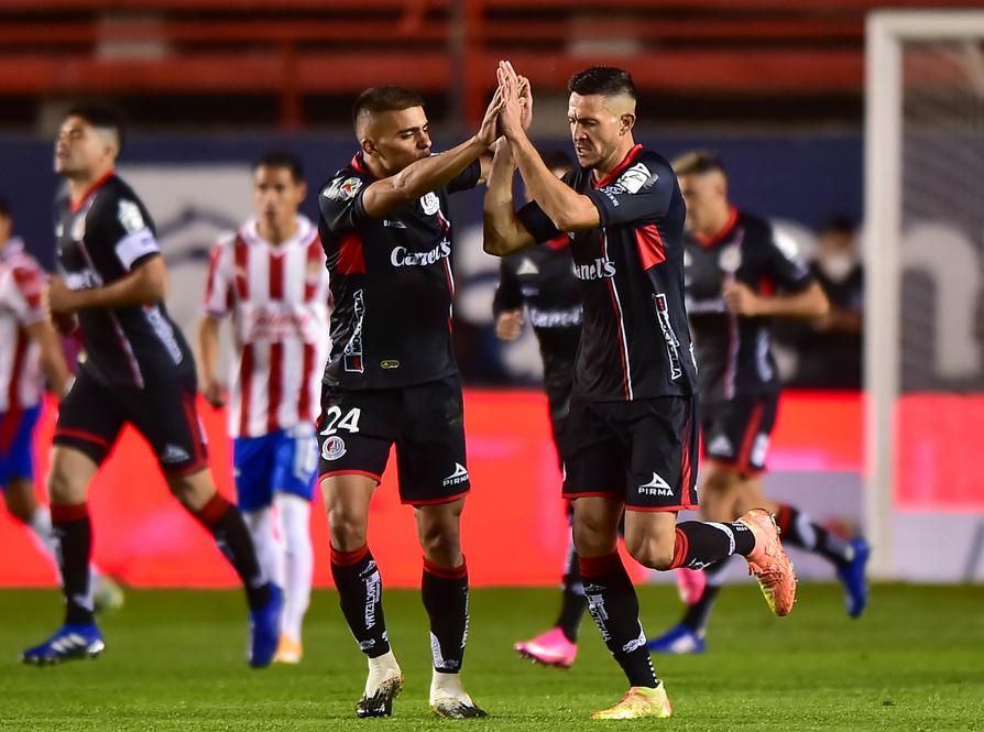 Atlético San Luis derrota con autoridad a Chivas: 3-1