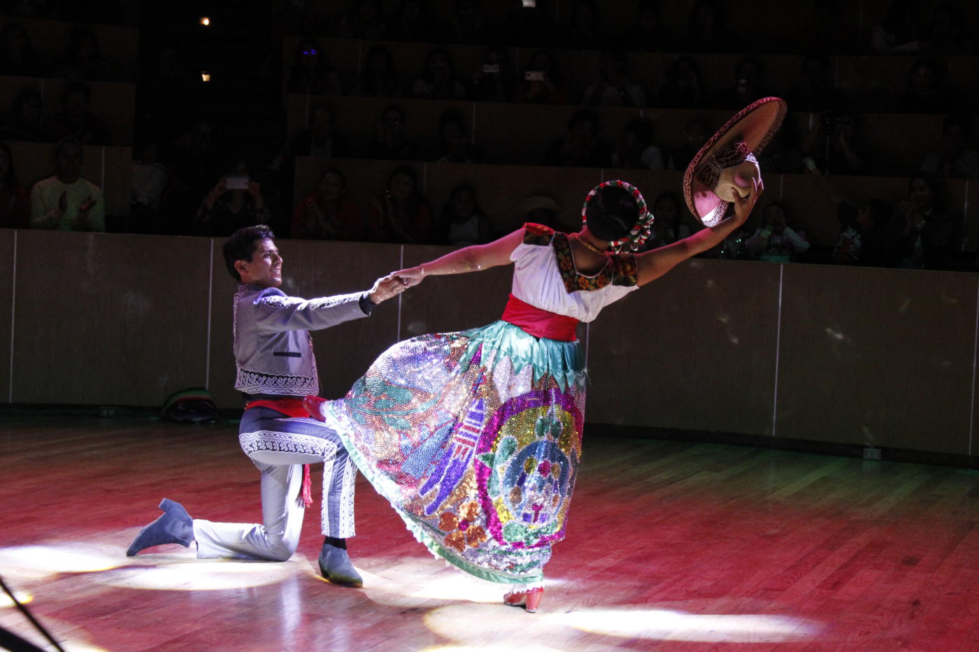 UAEH organiza conversatorios de danza