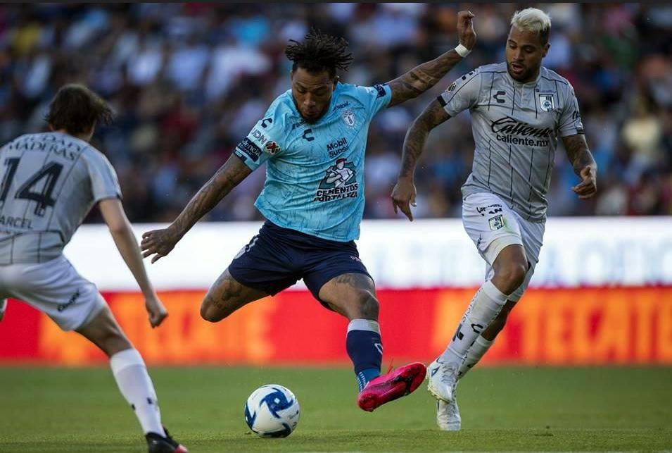 Querétaro ante Pachuca línea por línea