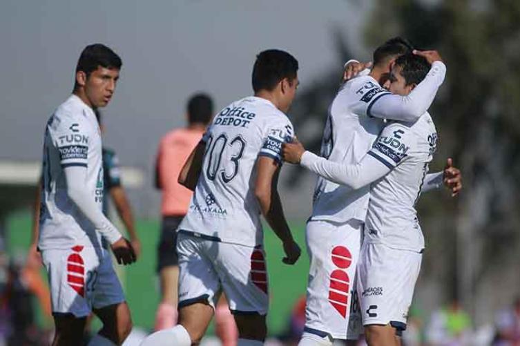 Tucitos ponen el ejemplo y lideran la sub 17 y 20