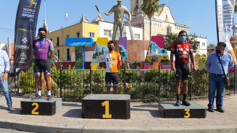 Domina ciclismo hidalguense en nacional de MTB