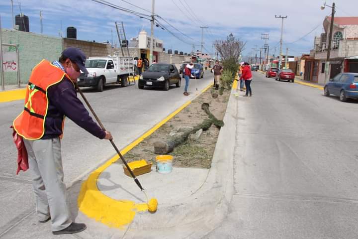 Rehabilitan avenidas de fraccionamientos en Zempoala