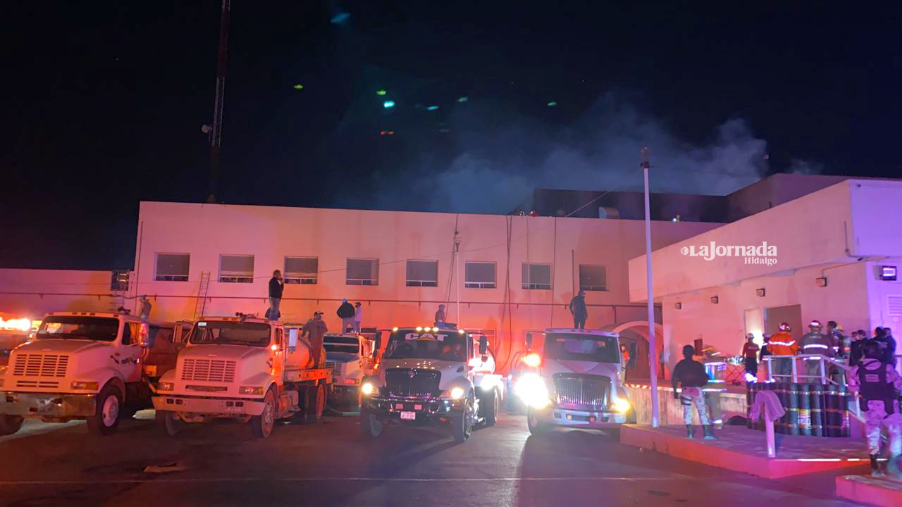 Arde hospital de Ixmiquilpan; salvan a pacientes Covid-19