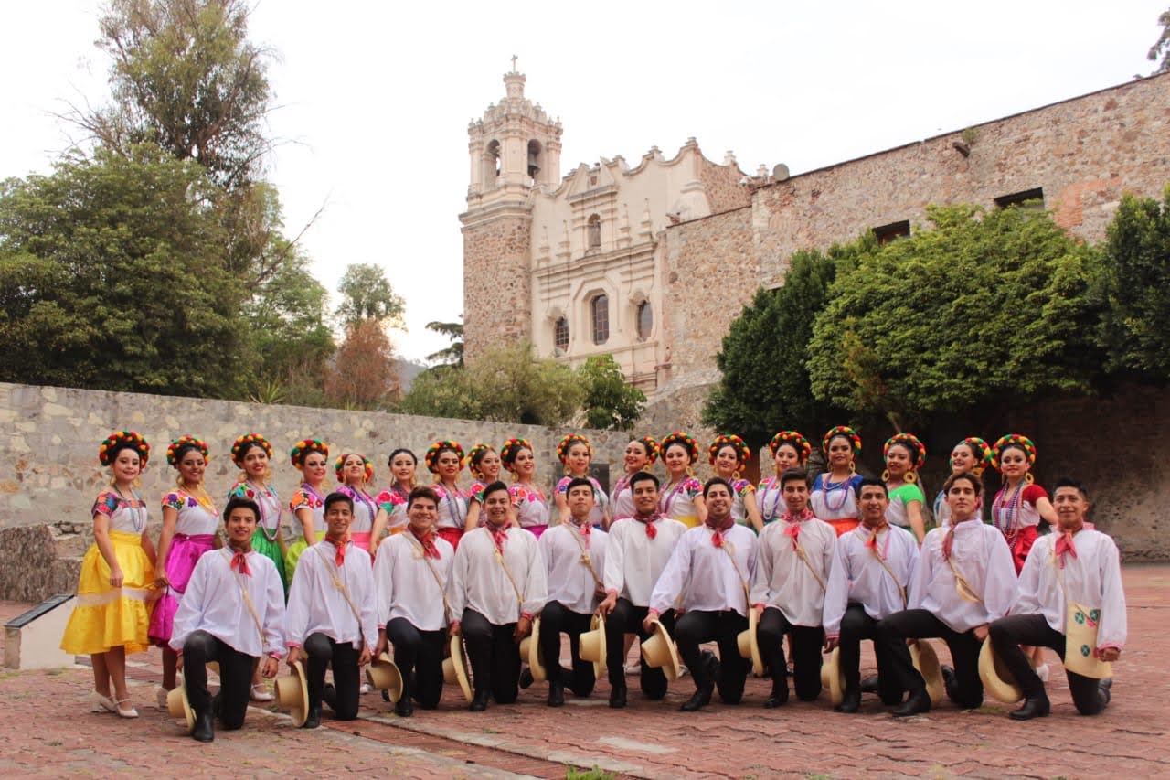 Ballet folklórico de Pachuca celebra su aniversario XVII