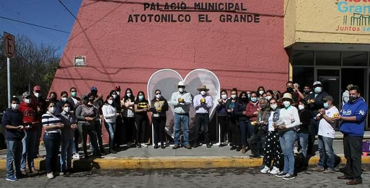 Instala Atotonilco El Grande contenedor para tapas en palacio municipal