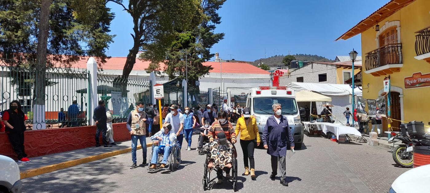 Transcurre en calma y con fluidez vacunación en Mineral del Monte