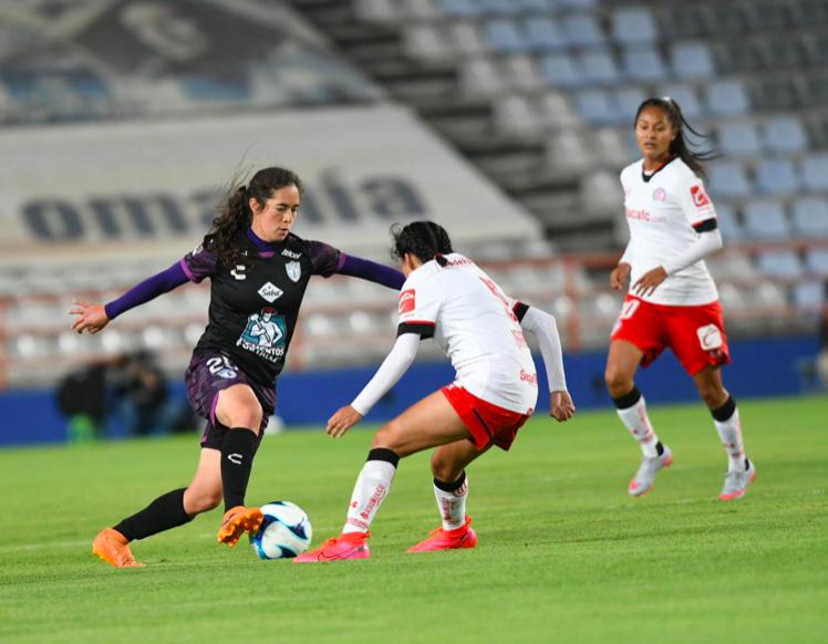 Tuzas reciben a Rayadas, en un partidazo