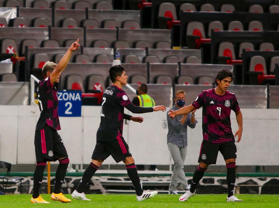 México termina la fase de grupos con marca perfecta: venció 1-0 a EEUU