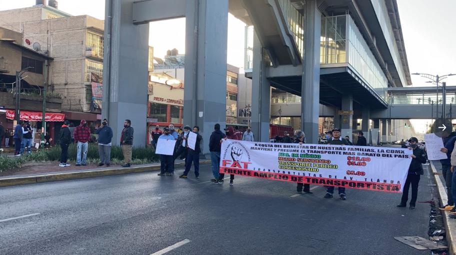 VIDEOS | ¡Transportistas desquician la CDXM! Bloquean estas vialidades para exigir aumento a tarifa