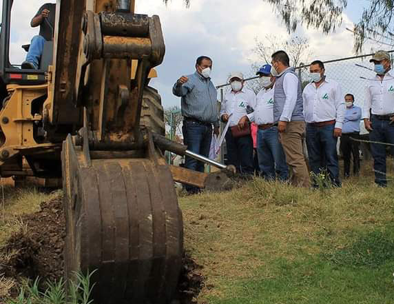 Rehabilitan red de agua potable en Atotonilco El Grande