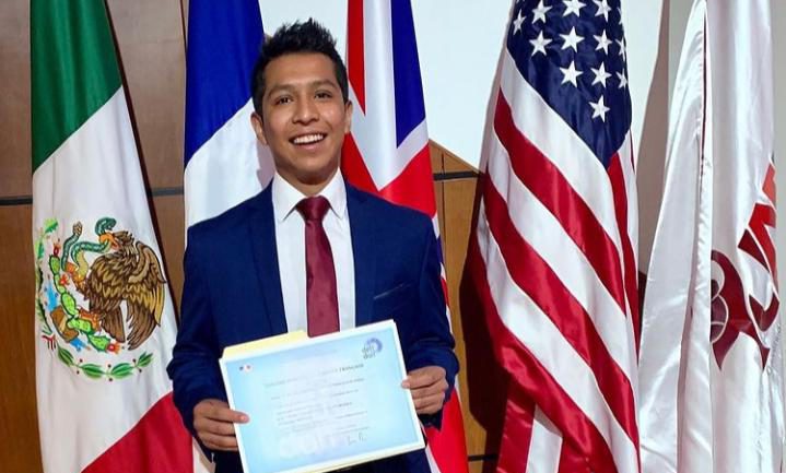 Estudiante realiza rifa para poder participar en programa de la NASA