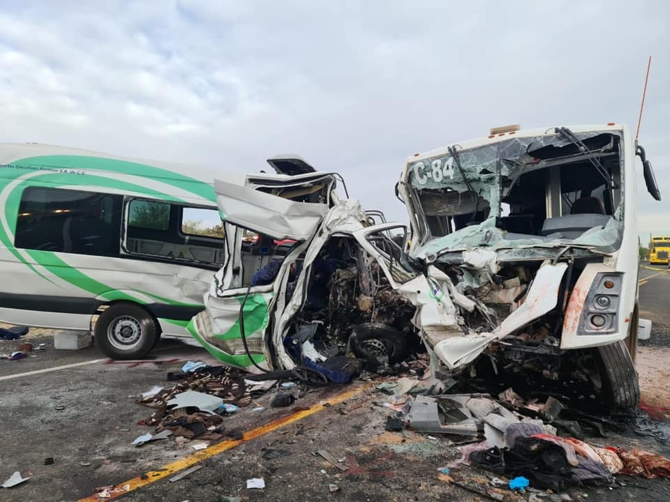 Hidalguenses pierden la vida en accidente carretero en Sonora