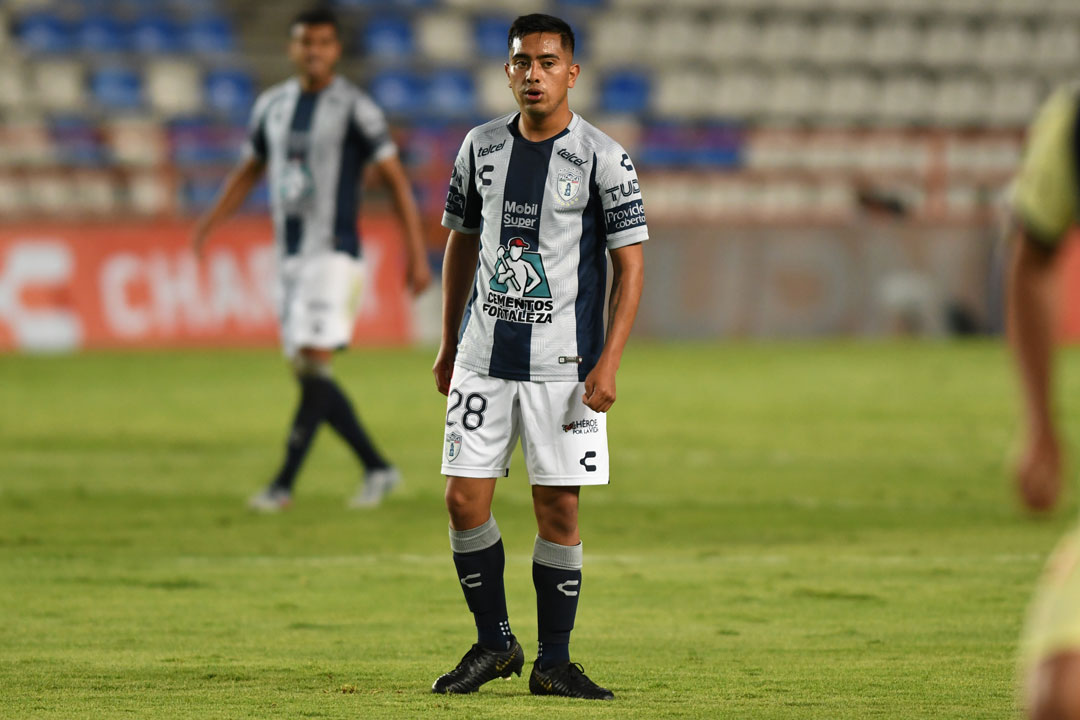 Erick Sánchez dedica a su padre su primer gol en la Liga Mx