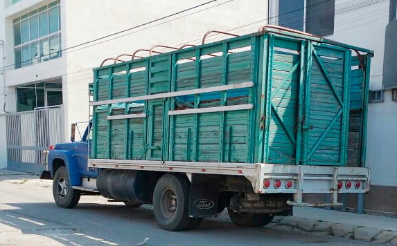 Atrapan a dos con huachicol en Cuautepec