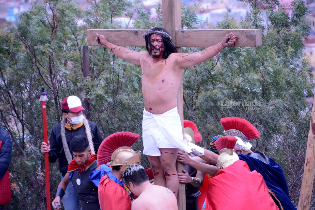 FOTOS | Así se vivió el Viernes Santo en barrios de Pachuca