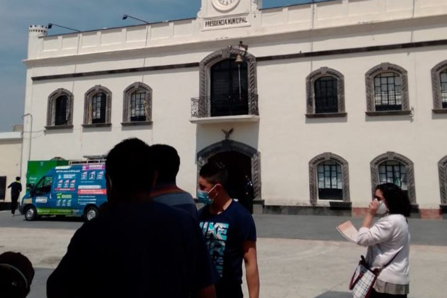 Protestan sindicalizados en ayuntamiento de Zapotlán de Juárez