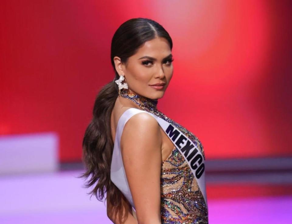 AMLO felicitó a Andrea Meza por ganar Miss Universo 2021