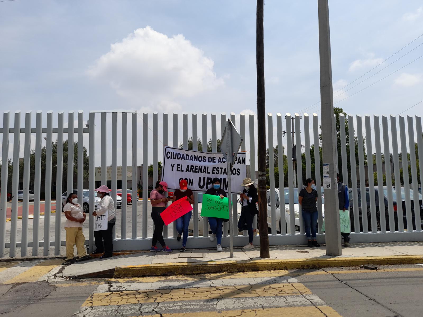 Padres de familia piden no reubicar la Universidad Francisco I. Madero