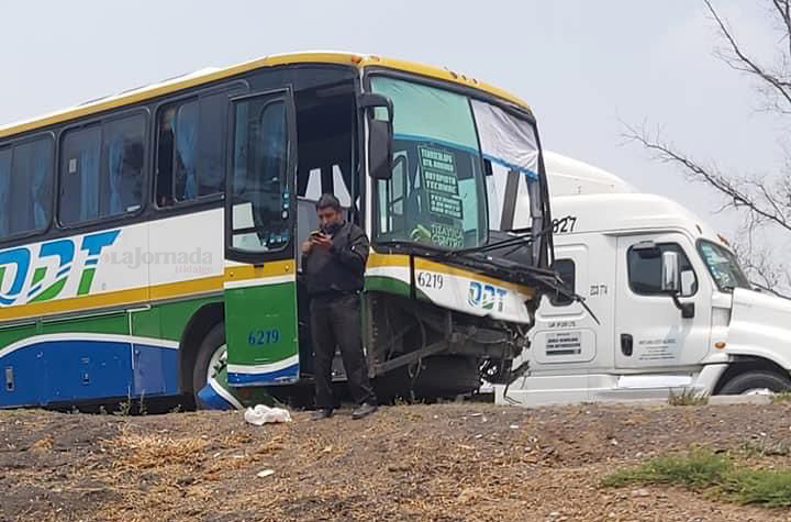 Seis lesionados tras carambola sobre la México-Pachuca