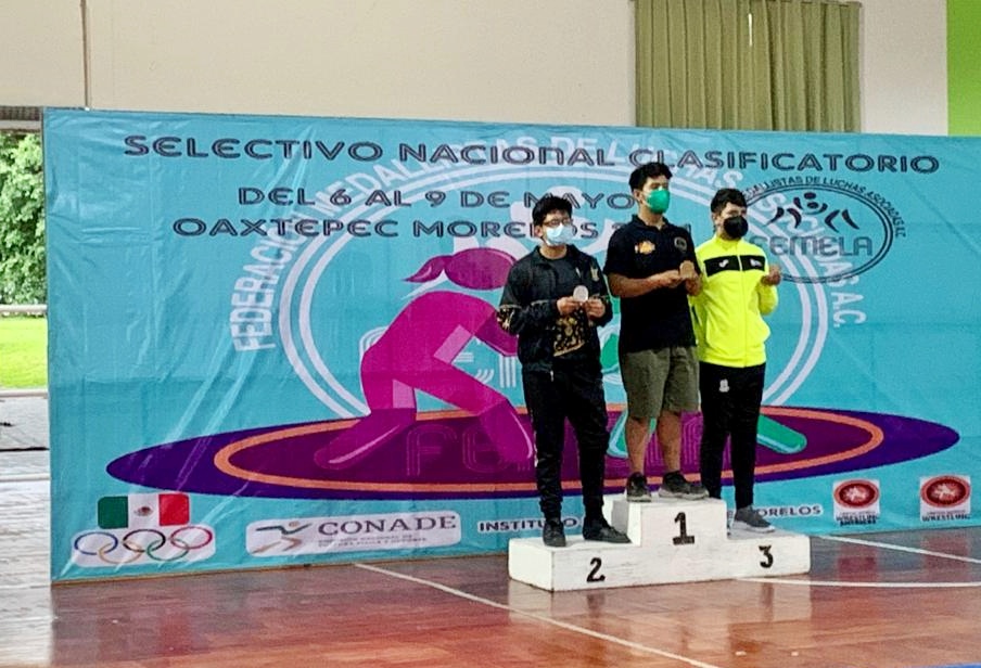 Hidalgo obtiene medallas en selectivo nacional de luchas asociadas