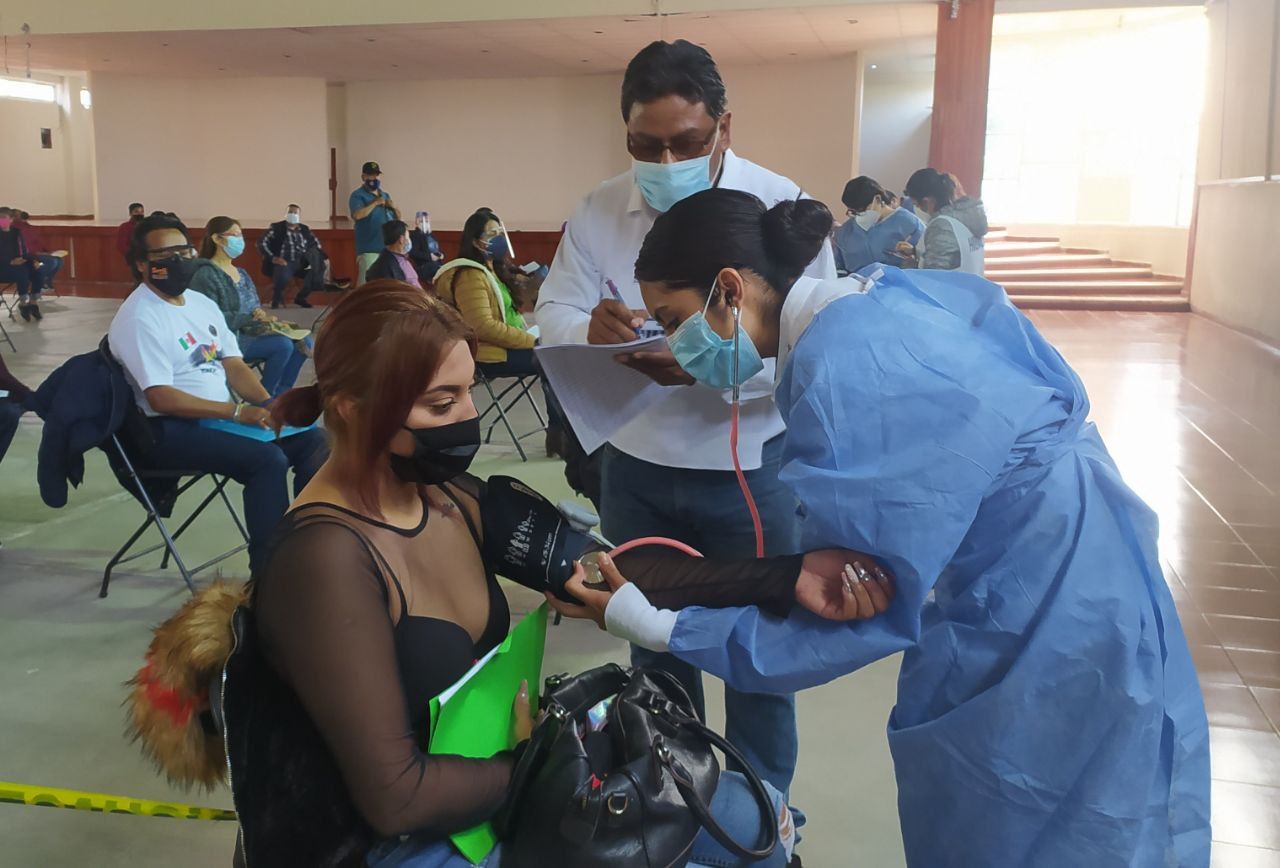 Jornada de vacunación al personal educativo rezagado de Hidalgo