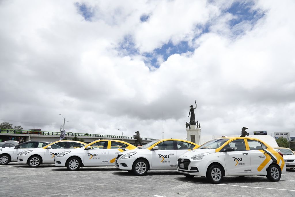 Taxistas portarán distintivo durante la Feria Pachuca 2022