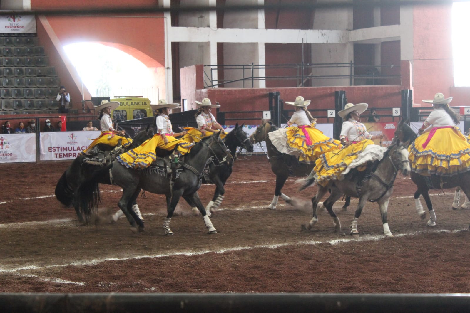 Licitan servicios para dos eventos masivos en Hidalgo: de cultura y charrería