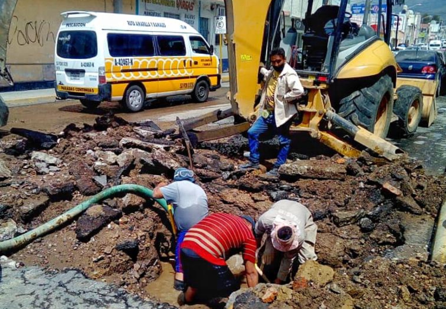 Dónde y cómo reportar una fuga de agua en Pachuca