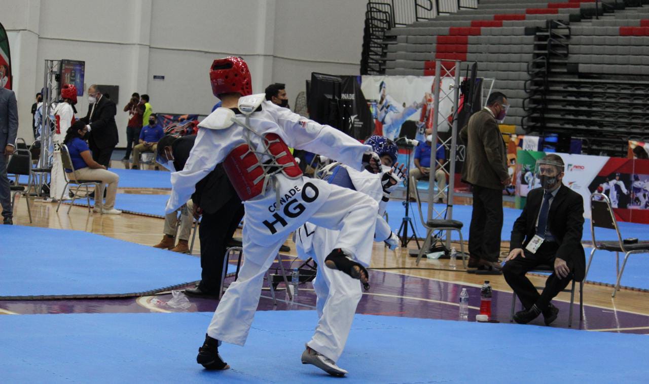 Taekwondo cerró con plata y tiro con arco inicia con bronce