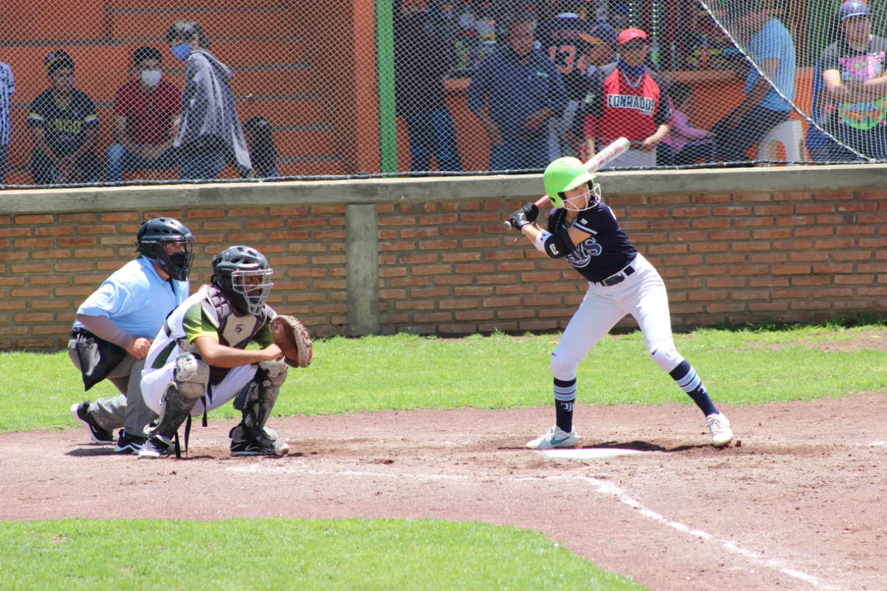 Rays femenil toman ventaja en la serie por el campeonato