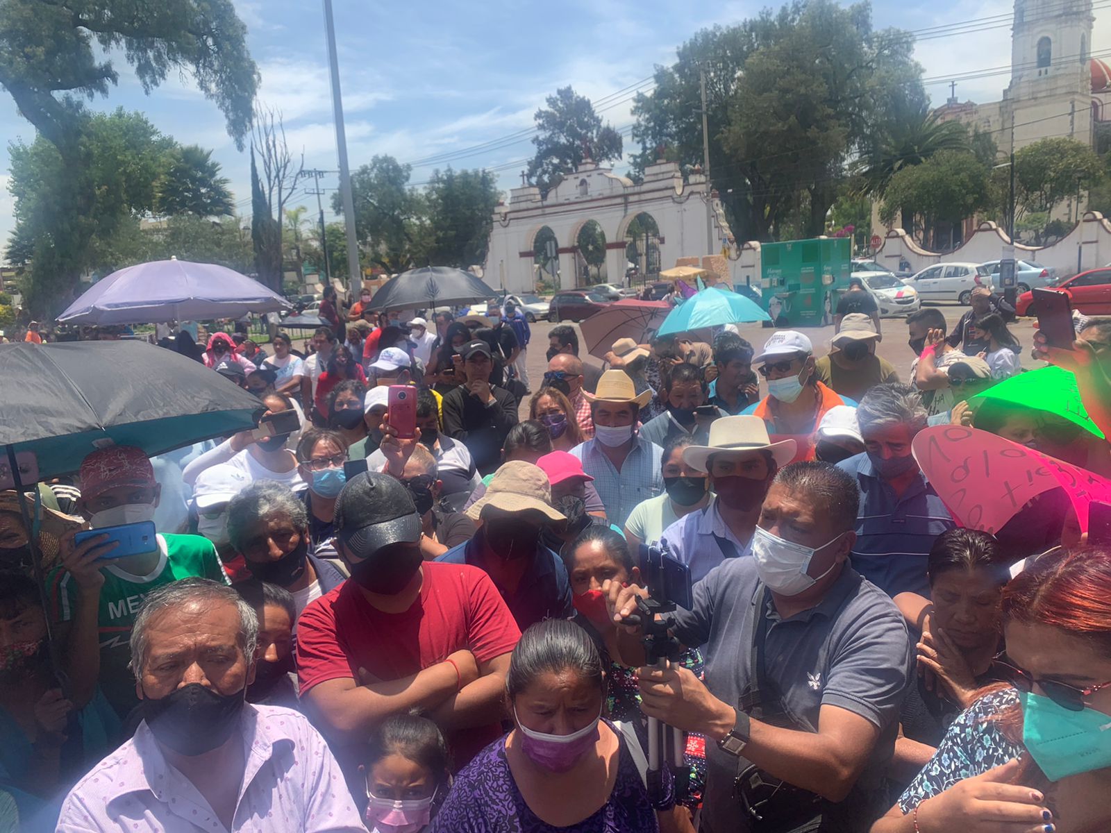 Protestan por retiro de comercios ambulantes en Tizayuca