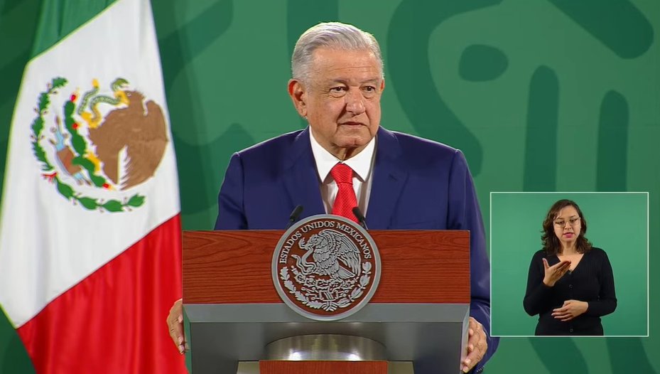 AMLO acusa a Salinas de frenar revocación de mandato