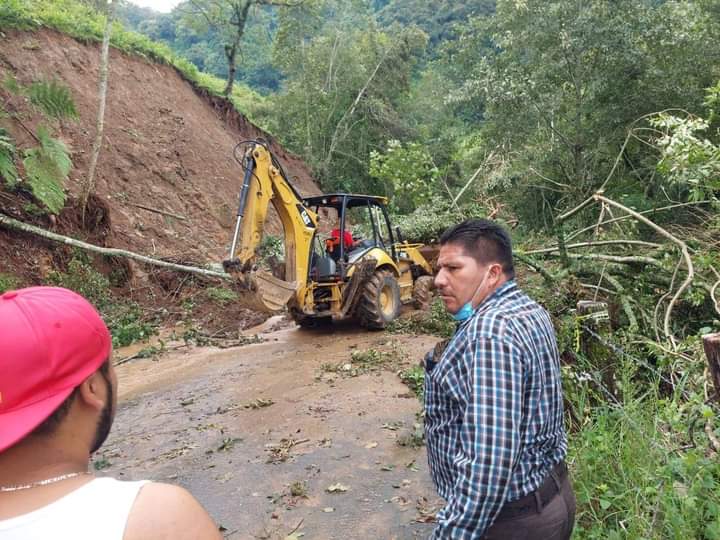 Grace dejó 90 derrumbes en San Bartolo Tutotepec