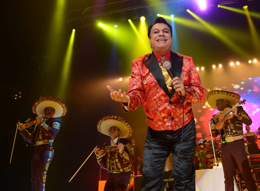 Conoce las canciones más populares de Juan Gabriel