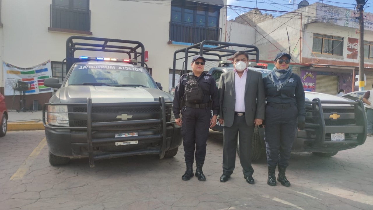 Roban camioneta de Salud en Tlaxcoapan