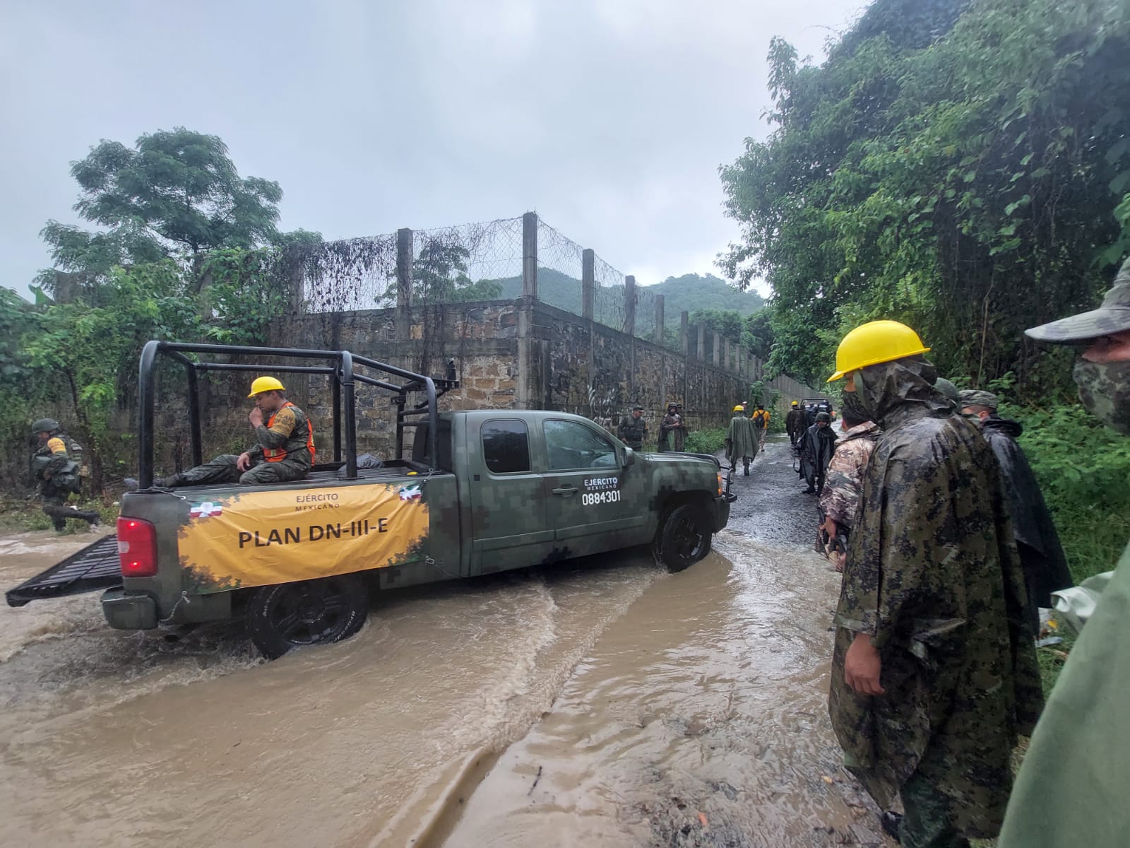 Persiste la incomunicación en Sierra y Huasteca tras paso de Grace