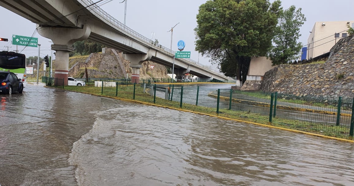 Lluvias frenan bacheo en Pachuca