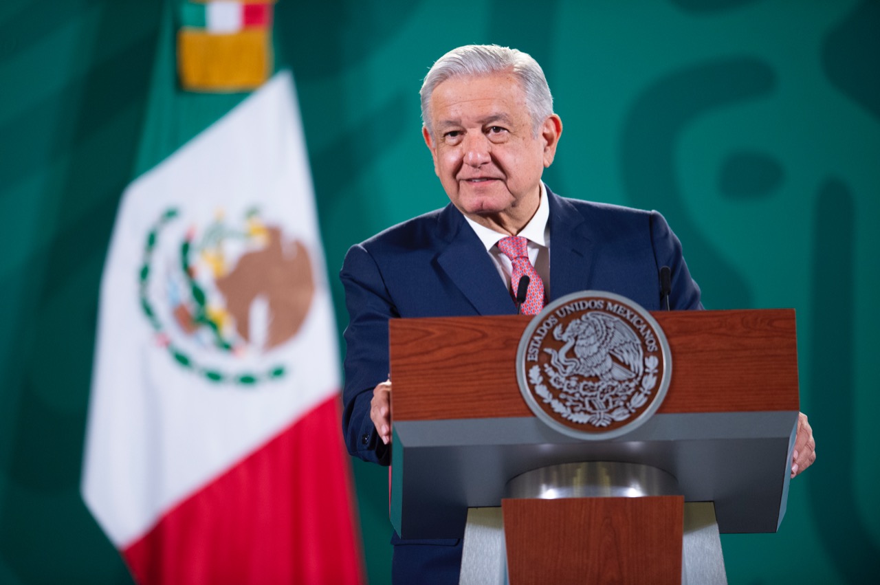 AMLO y Slim sobrevolaron en tramo de Tren Maya