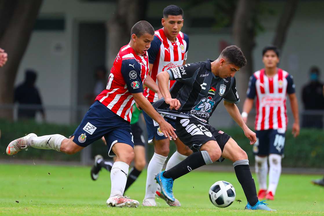 Tucitos sub 20 y 18 vencen a Chivas