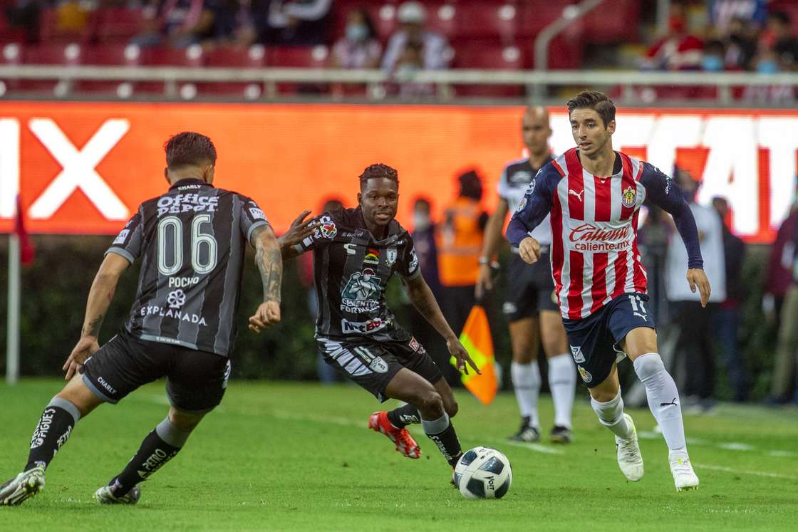 VIDEO y gol: Chivas le pega a los Tuzos por la mínima diferencia