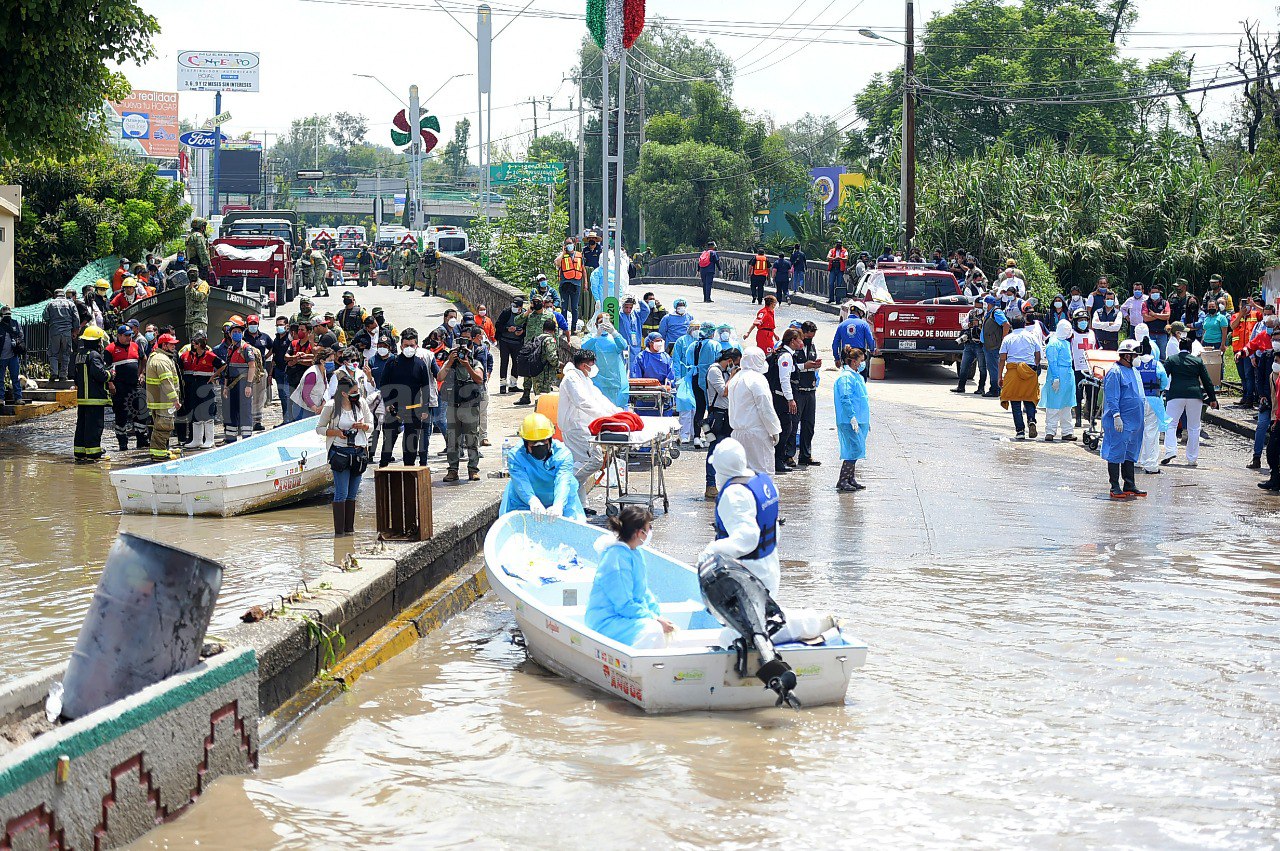 Nueve municipios durmieron en alerta por desborde de presas