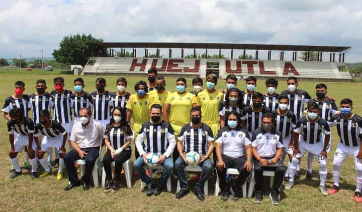 Los Tordos de Huejutla regresan al vuelo en la Huasteca