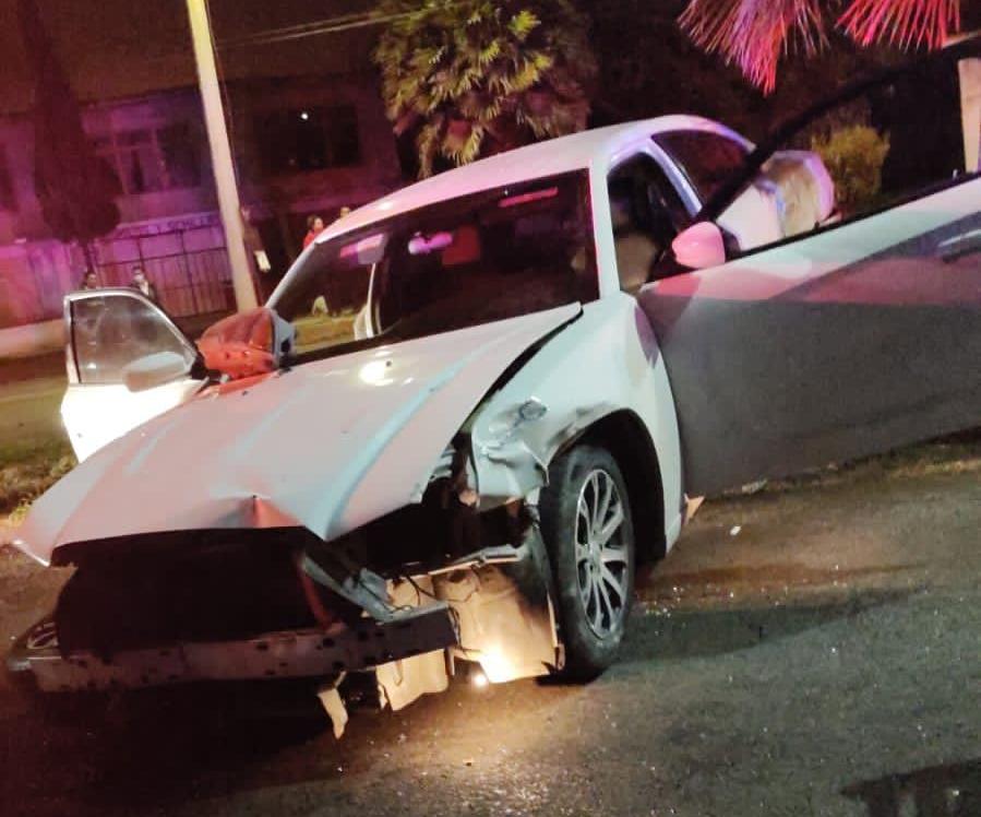 Detienen a hombre que causó accidente automovilístico en Tula