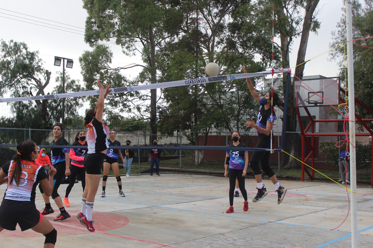 Lobos Huichapan Femenil, imparables e invictas, jugarán cuartos de final